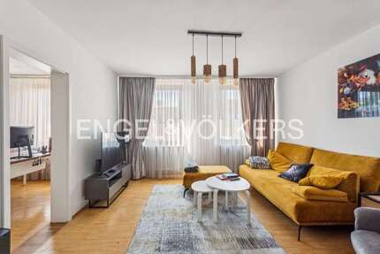 Wohnung zum Mieten in Frankfurt am Main 1.990,00 € 93 m²