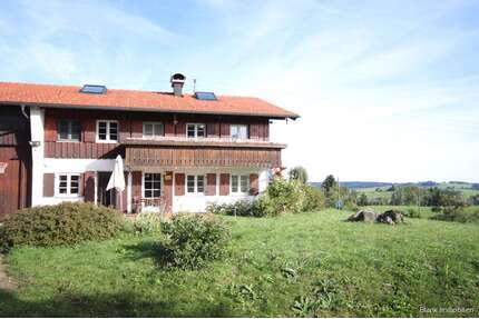 Haus zum Kaufen in Altusried 1.200.000,00 € 214 m²