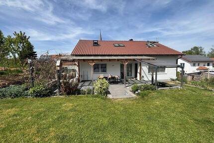 ATTRAKTIVES & MODERNES EINFAMILIENHAUS MIT EINLIEGERWOHUNG IN VILSHEIM, GUNDIHAUSEN