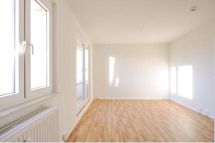 Jetzt schnell zuschlagen: 1. OG mit Dusche u. Balkon! - Halle (Saale) Silberhöhe