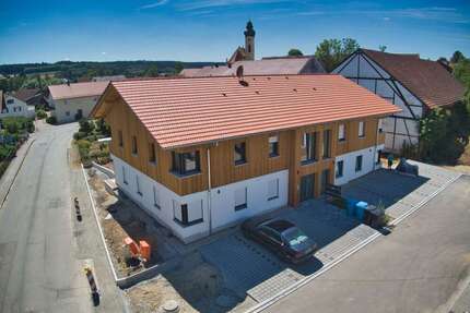 Wohnung zum Mieten in Leiblfing 600,00 € 67.13 m²