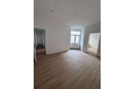 Wohnung zum Mieten in Magdeburg 350,00 € 58 m²