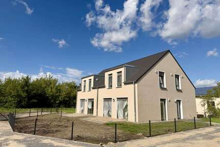 Haus zum Mieten in Güstrow 1.400,00 € 108.95 m²