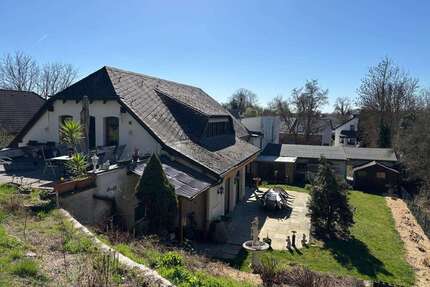 Haus zum Kaufen in Bad Düben 560.000,00 € 289.83 m²