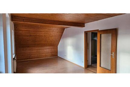 3 Zimmer DG-Whg - 1.000,00&nbsp;EUR Kaltmiete, ca.&nbsp; 85,00&nbsp;m&sup2; in Wildberg (PLZ: 72218)