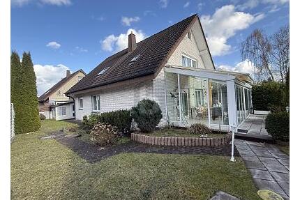 VIEL PLATZ FÜR DIE FAMILIE MIT SCHÖNEM GARTEN - Bielefeld