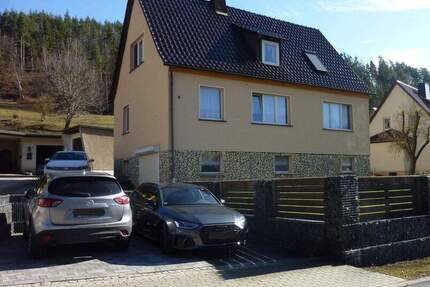 Einfamilienhaus in Probstzella, OT Döhlen, das Leben voller Ruhe und mitten in der Natur