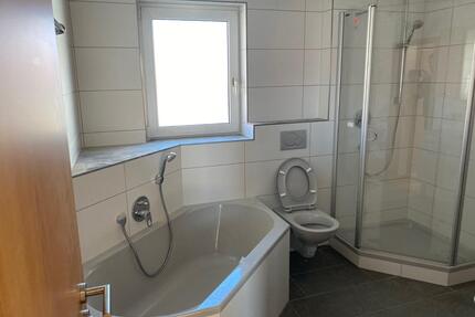 Große 2 Zimmerwohnung mit Balkon Einbauküche - Hülben