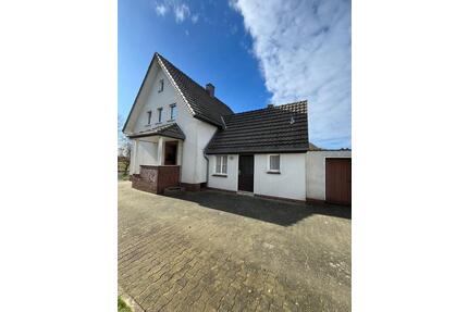 Einfamilienhaus mit Doppelgarage und Garten - Rietberg