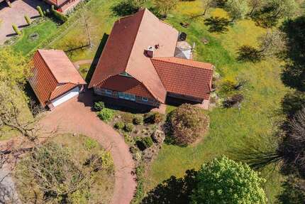 Haus zum Kaufen in Bad Zwischenahn Ohrwege 720.000,00 € 175.12 m² - Bad Zwischenahn / Ohrwege
