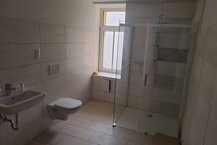 Komplett renovierte und vermietete 2-Raumwohnung in Gera-Zwötzen!