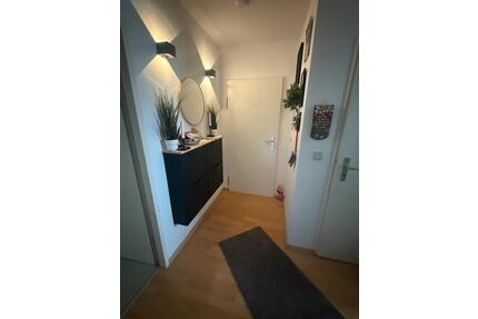 2-Raum Wohnung -teilmöbliert, BLK , Parkplatz naturnah & ruhig - Südliches Anhalt