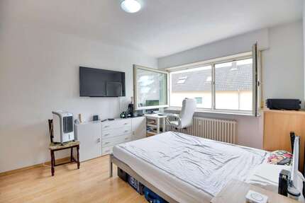 Praktisch geschnittene 2-Zimmer-Wohnung mit Balkon und Stellplatz - Mannheim