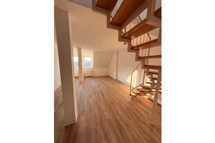 **Helle 4-Zimmer Maisonette-Wohnung** - Erfurt Johannesplatz