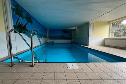 Moderne 3,5-Zimmer-Wohnung mit Balkon, Garage, Sauna & Schwimmbad - Flein