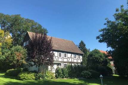 Haus zum Mieten in Schladen 1.050,00 € 190 m²