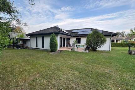 Energetisch sanierter Winkelbungalow in familienfreundlicher Wohnlage von Vettelschoß