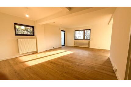 Großzügige Erdgeschosswohnung mit Terrasse und Garten - Altenkirchen (Westerwald)