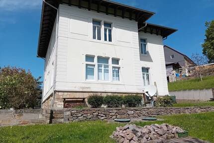 Wohnen mit Denkmalcharme - Wohneinheit in historischem Pfarrhaus - Klingenberg