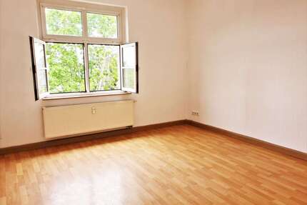 Wohnung zum Mieten in Weißenfels 370,00 € 66 m²