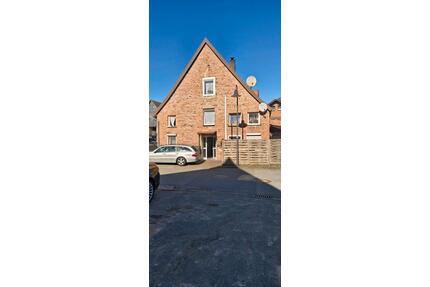 Haus zu verkaufen 209 m² 7 Zimmer 2 Badezimmer 2 Küche - Bad Driburg