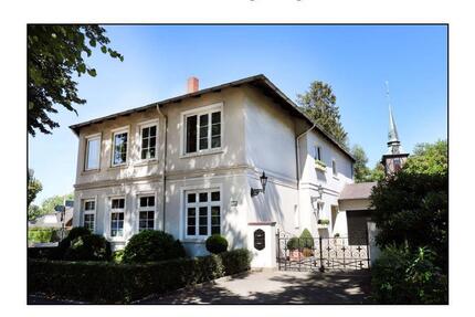 4,5 Zimmer Wohnung Hamburg Bergstedt in Stadtvilla