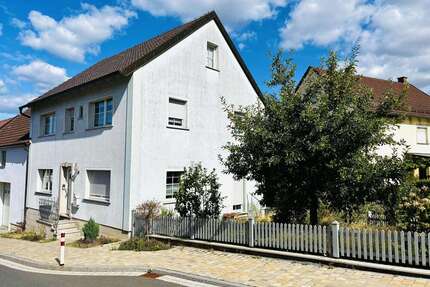 Haus zum Kaufen in Oberaurach 220.000,00 € 130 m²