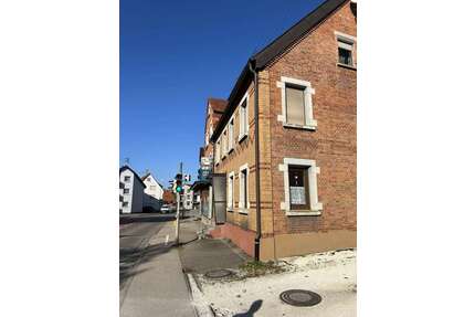 Haus zum Kaufen in Mögglingen 450.000,00 € 249 m²