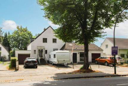 Für Macher: Charmantes Haus mit großem Garten in ruhiger Vorstadtlage - Düsseldorf Holthausen
