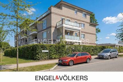 Helle und energieeffiziente 3-Zimmer-Wohnung mit Fahrstuhl und Balkon - Ahrensburg