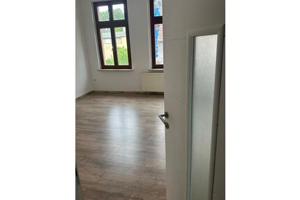 2 Mietwohnungen - 800,00&nbsp;EUR Kaltmiete, ca.&nbsp; 75,00&nbsp;m&sup2; in Eisleben (Lutherstadt) (PLZ: 06295)