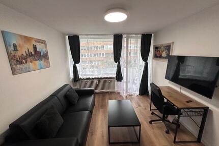 Vollmöbliert 1-Zimmer Wohnung mit Balkon in München-Neuhausen