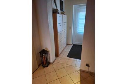 Haushälfe zu vermieten - 1.250,00&nbsp;EUR Kaltmiete, ca.&nbsp; 125,00&nbsp;m&sup2; in Gudow (PLZ: 23899)