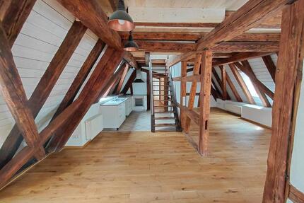 5-6 Zimmer-Wohnung lichtdurchflutet im Fachwerkhaus mit Aufzug - Herrenberg