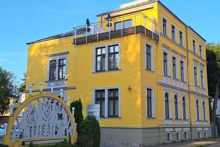 Wohnung zum Mieten in Zwickau 1.200,00 € 151.5 m²