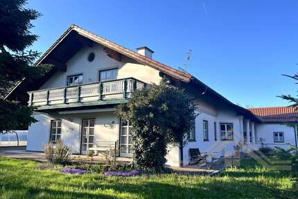 Haus zum Kaufen in Obertaufkirchen 1.197.000,00 € 368 m²