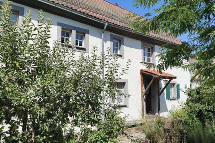 Haus zum Kaufen in Antweiler 399.000,00 € 203 m²