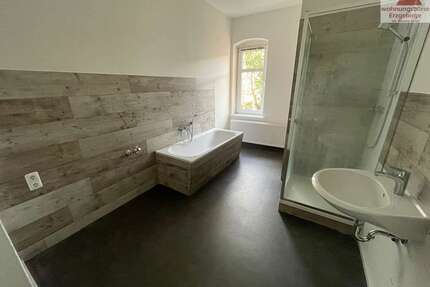 Wohnung zum Mieten in Aue 265,00 € 52 m²
