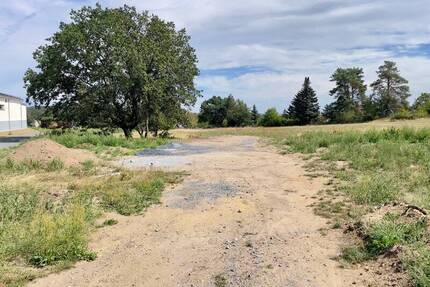 Baufeld Mehrfamilienhaus in Medingen