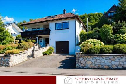 TRAUMHAUS MIT TRAUMBLICK: EFH in Albstadt-Laufen