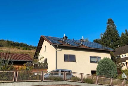 Goßzügiges Einfamilienhaus mit Einliegerwohnung - Antrifttal