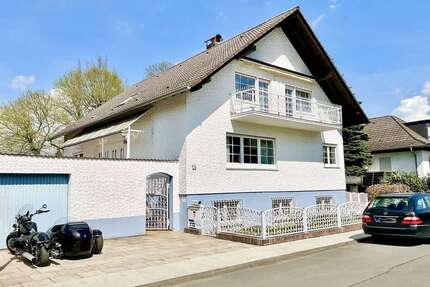 Haus zum Kaufen in Altenstadt 425.000,00 € 242.85 m²