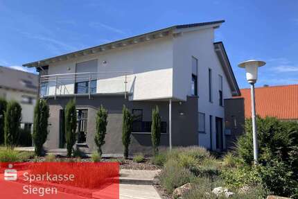 Haus zum Kaufen in Wilnsdorf 590.000,00 € 156.03 m²