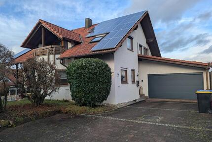Vielseitiges Platzwunder am Weinberg: 252 m² Einfamilienhaus - Neckarwestheim