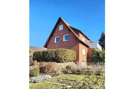 Haus zum Kaufen in Rinteln 284.000,00 € 207 m²