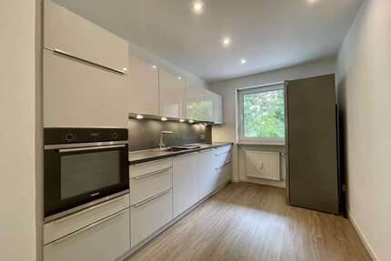 Wohnung zum Mieten in Regensburg 830,00 € 66.85 m²
