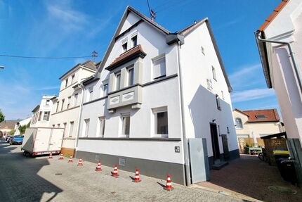Provisionsfrei* Gepflegtes und sehr großzügiges Mehrfamilienhaus im Rheingau - Oestrich-Winkel