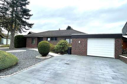 Moderner Winkelbungalow inkl. schöner EBK, hochwertiger Möbel, Kamin, Sauna, 2 Terrassen, Traumgarten, etc. - Mönchengladbach Buchholz