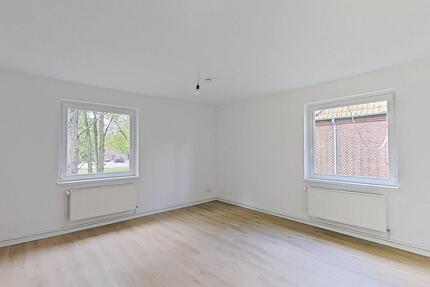 Zuhause ankommen: 4-Zimmer-Wohnung mit Tageslichtbad - Nordenham