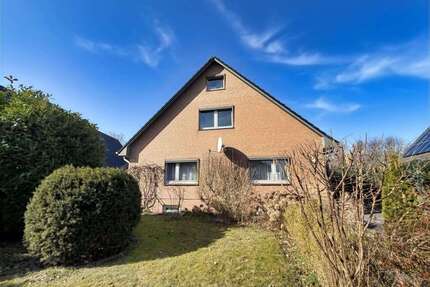 Haus zum Kaufen in Hamberge 439.000,00 € 198.14 m²